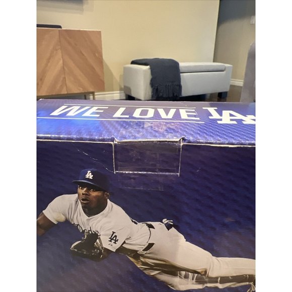 Yasiel Puig 2015 Los Angeles Dodgers Bobblehead SGA #66 NIB - Picture 14 of 15